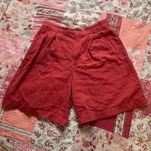 Vintage 90s Lizsport pleated shorts
